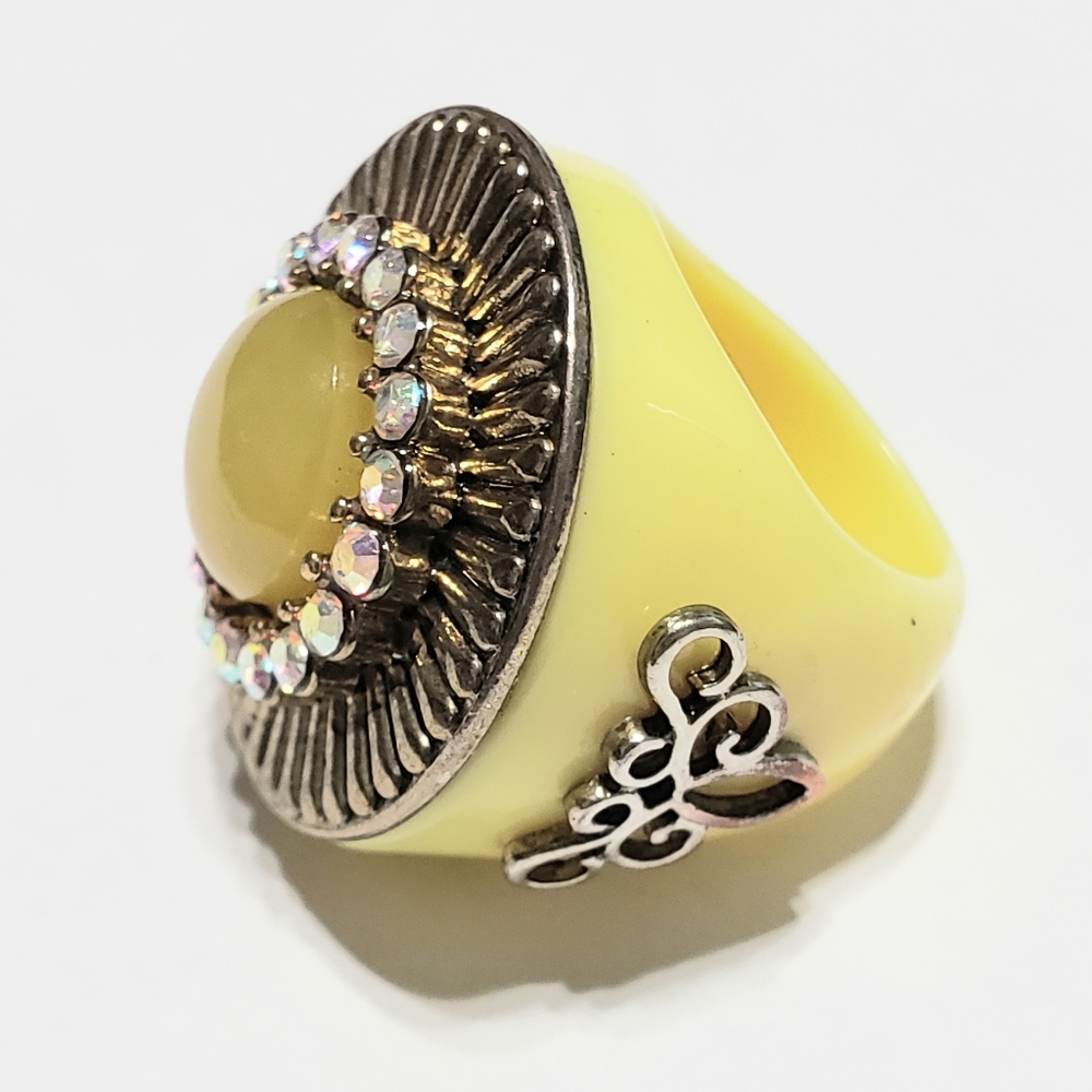 Yellow Ring with Bling size 7